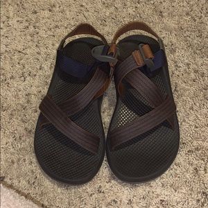 Men’s Chacos size 9